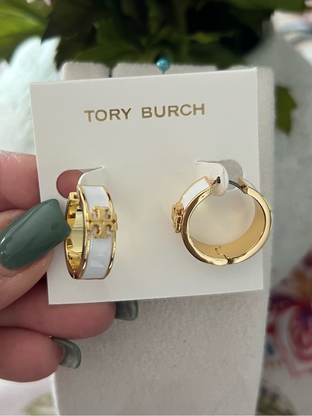 Tory Burch Kira enamel white and Gold Hoop huggie Earrings